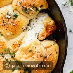 Cheesy Stuffed Bread Rolls